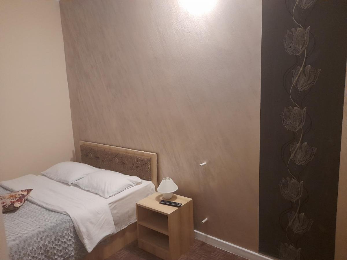 Pensiunea Alessia Piatra Neamţ Buitenkant foto